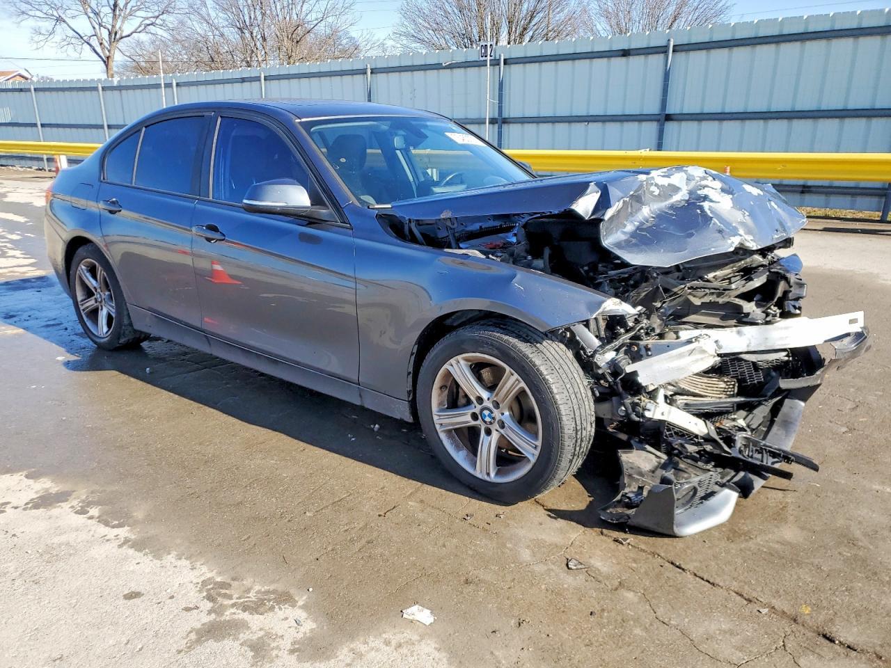 2014 BMW 320 I xDrive - Image 4