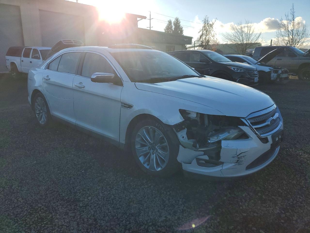 2011 Ford Taurus Limited - Фото 4