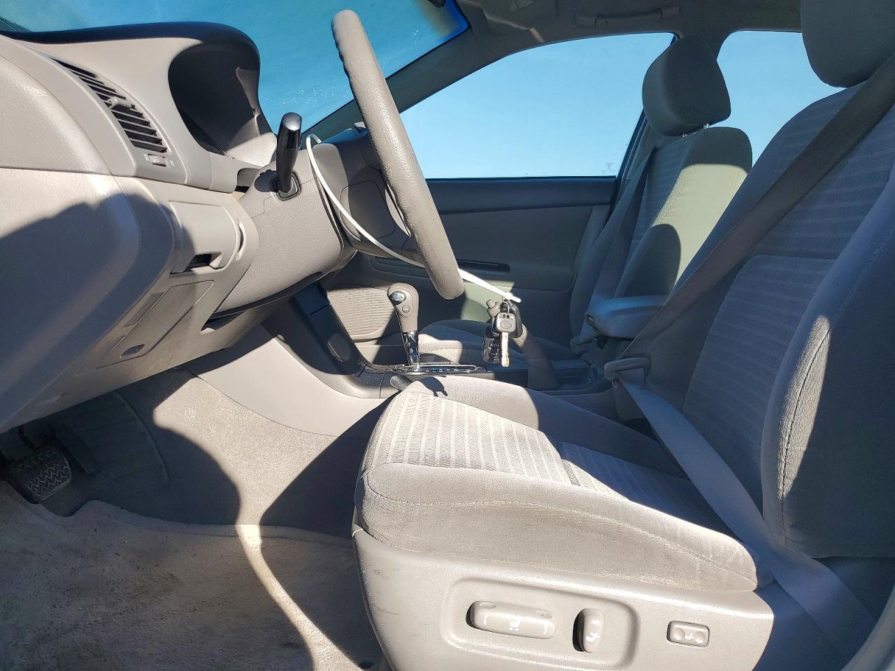 2006 Toyota Camry Le - Фото 7