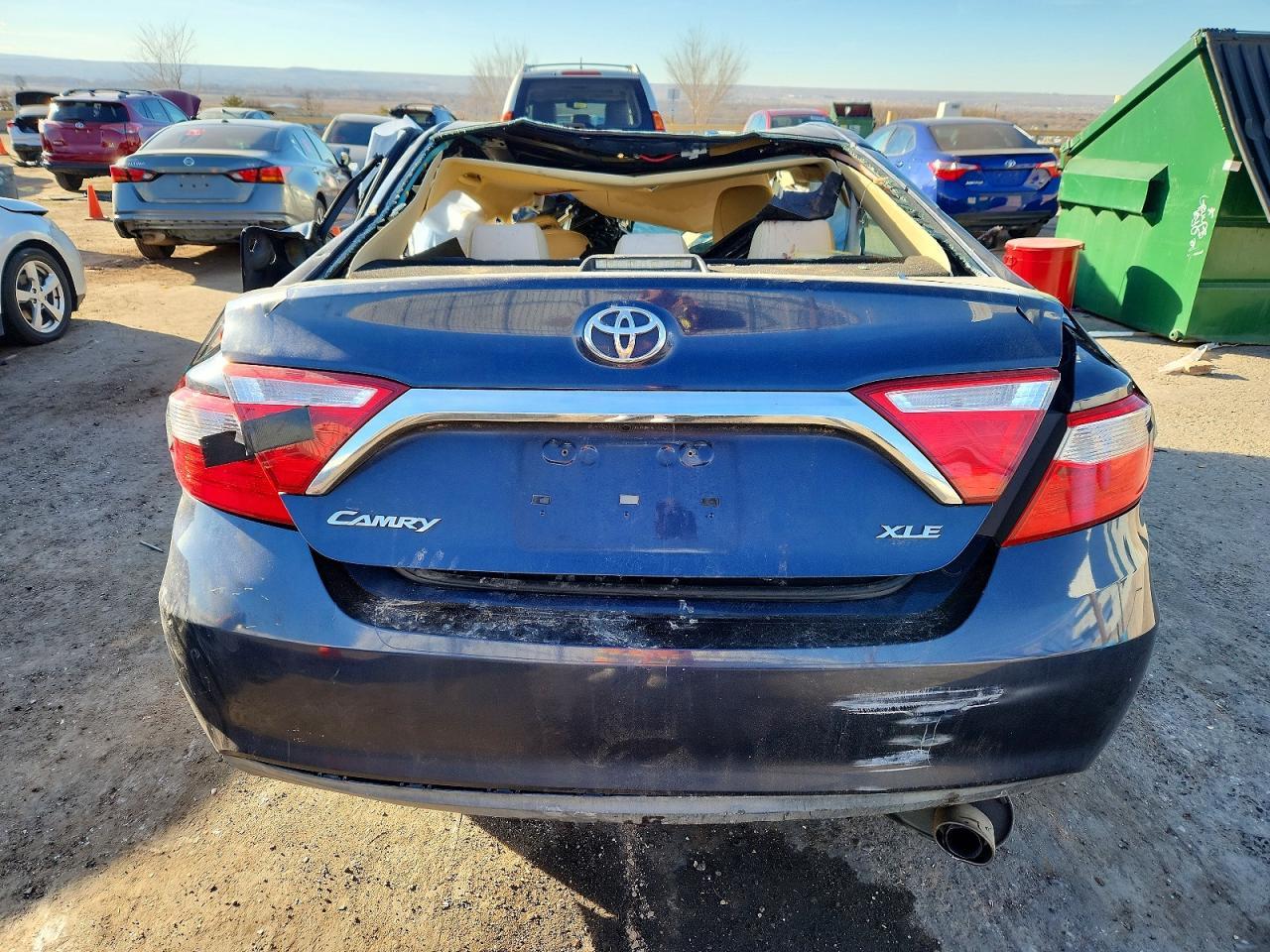 2015 Toyota Camry - Фото 6