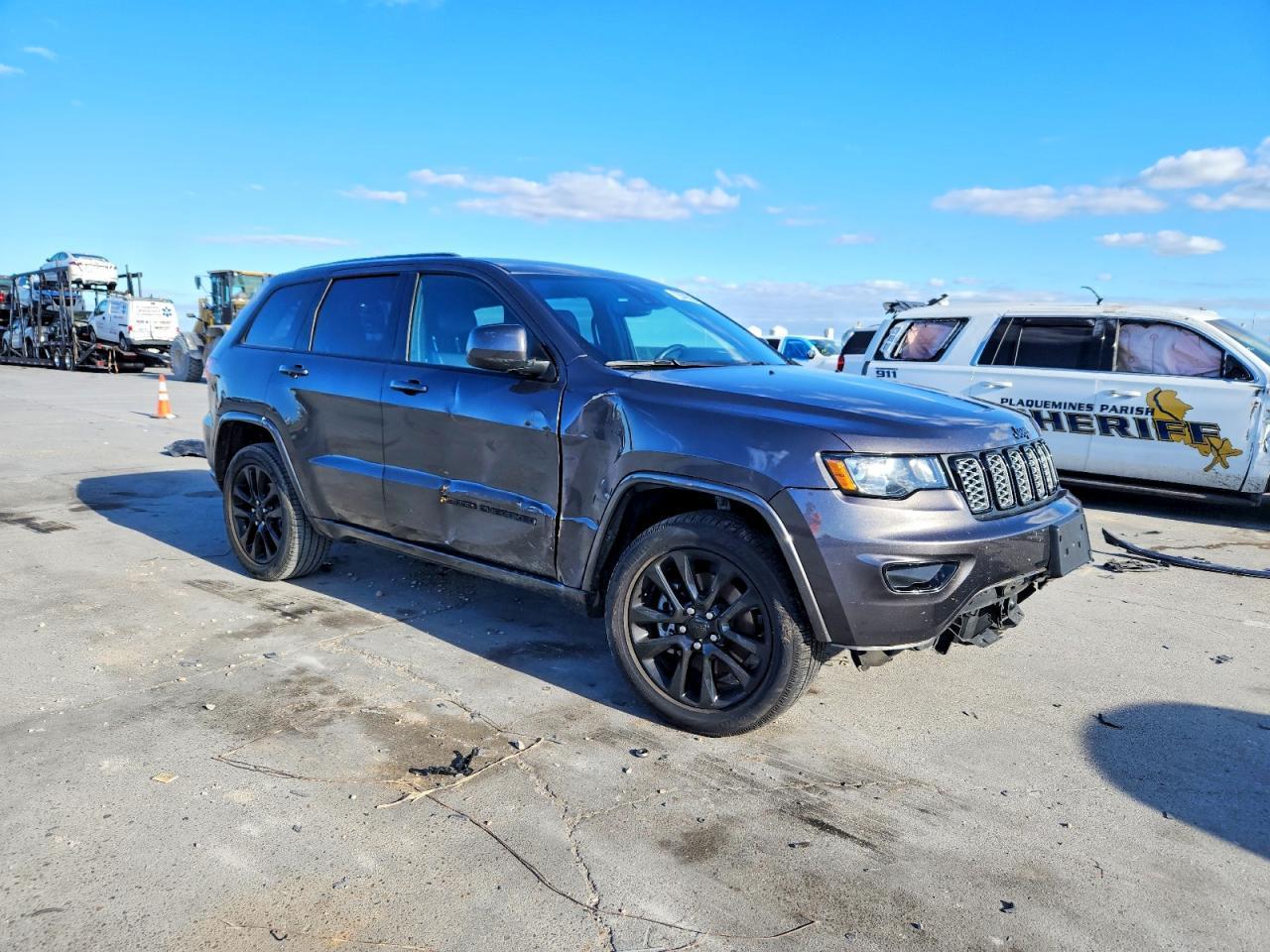 2021 Jeep Grand Cherokee Laredo - Image 4