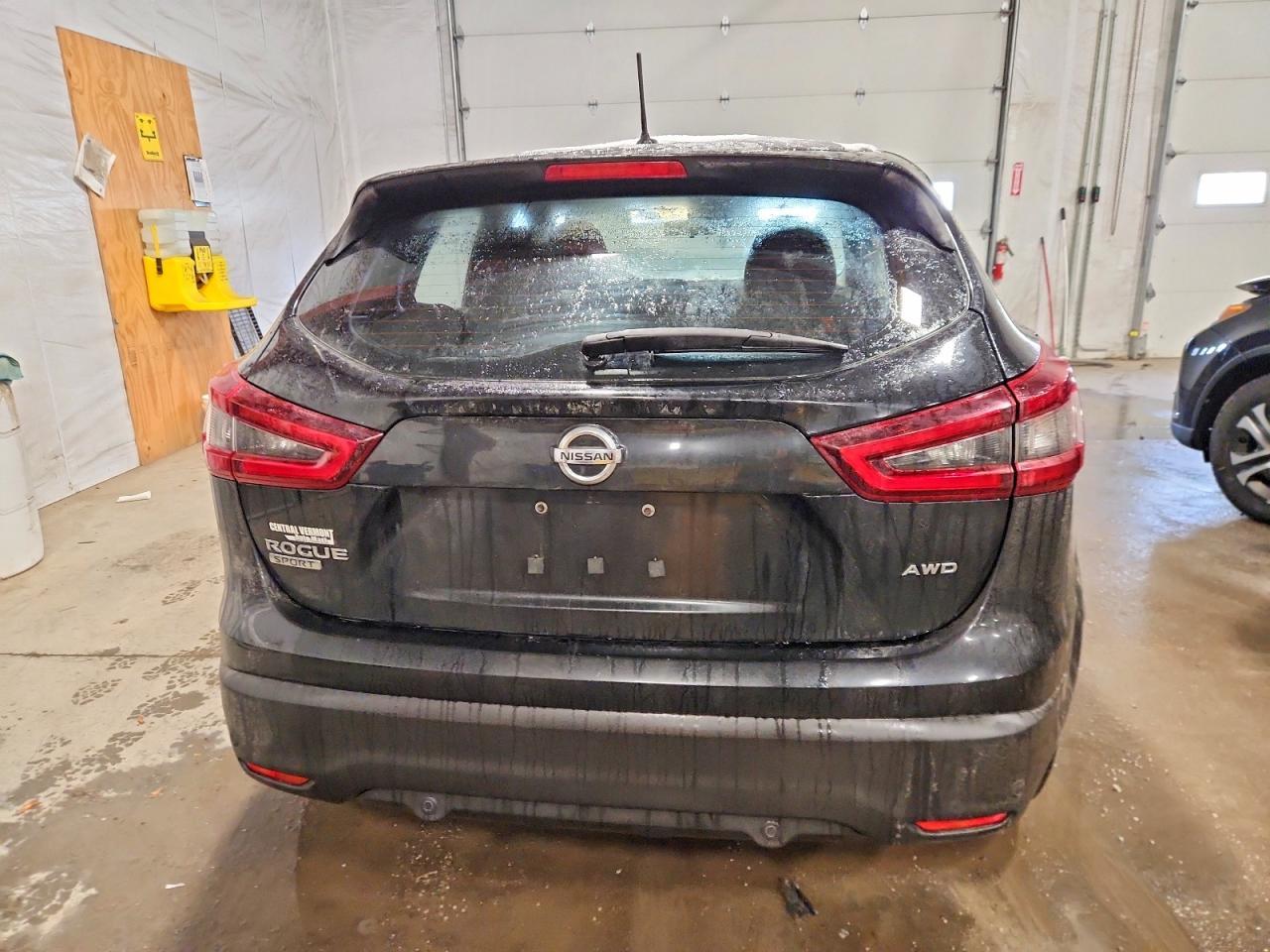 2021 Nissan Rogue Sport S - Фото 6