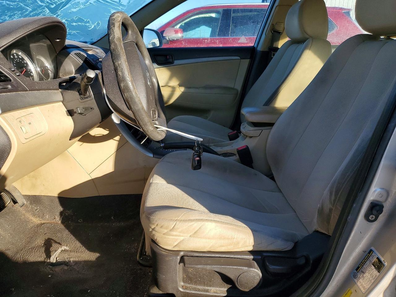 2010 Hyundai Sonata Gls - Image 7