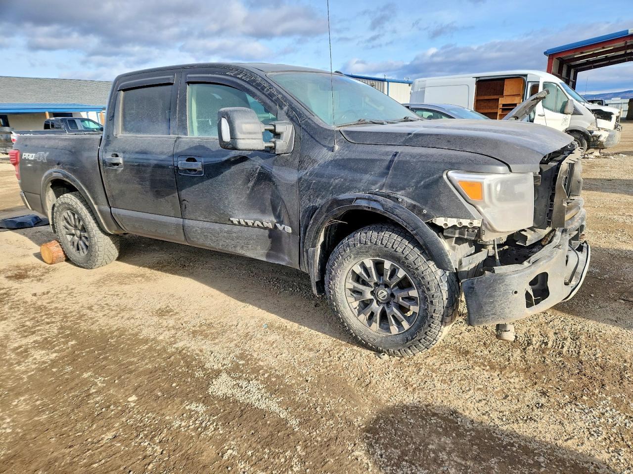 2018 Niss Titan Sv - Фото 4