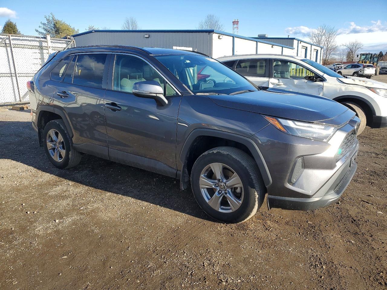 2022 Toyota Rav4 Xle - Image 4