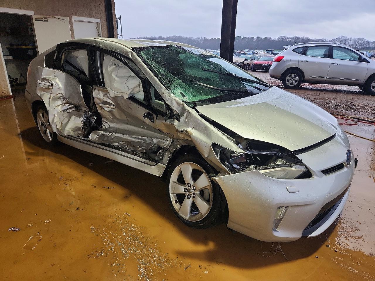 2015 Toyota Prius - Фото 4
