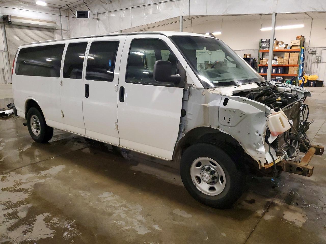 2017 Chevrolet Express G3500 Lt - Фото 4