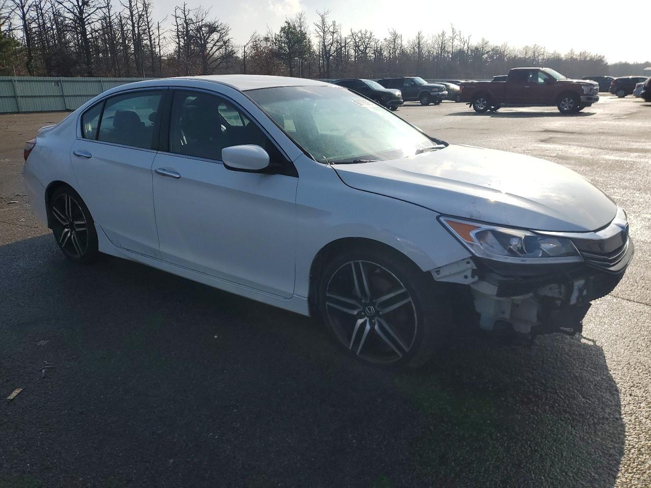 2017 Honda Accord Sport - Фото 4