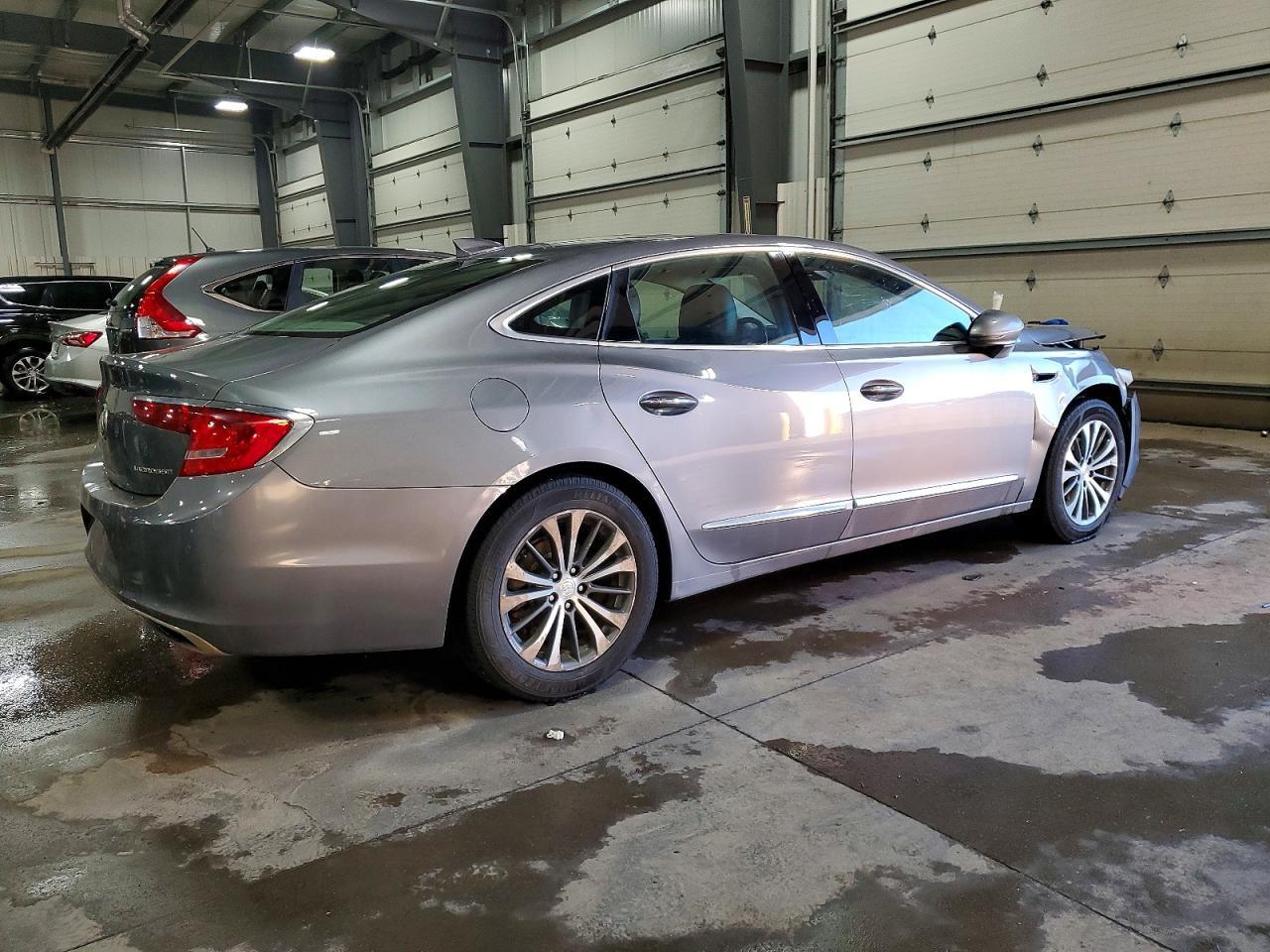 2018 Buick Lacrosse Premium - Фото 3