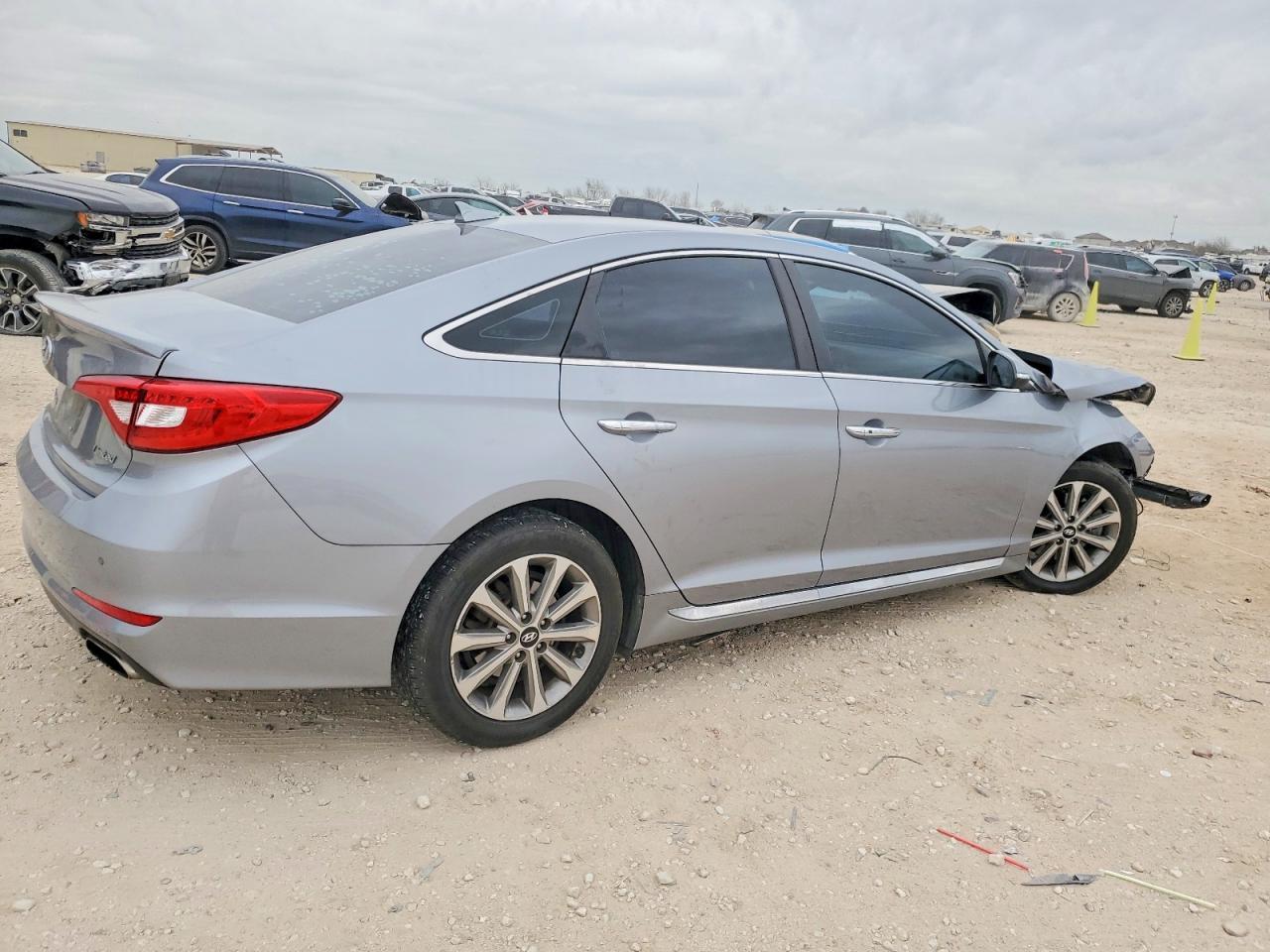 2017 Hyundai Sonata Limited - Фото 3