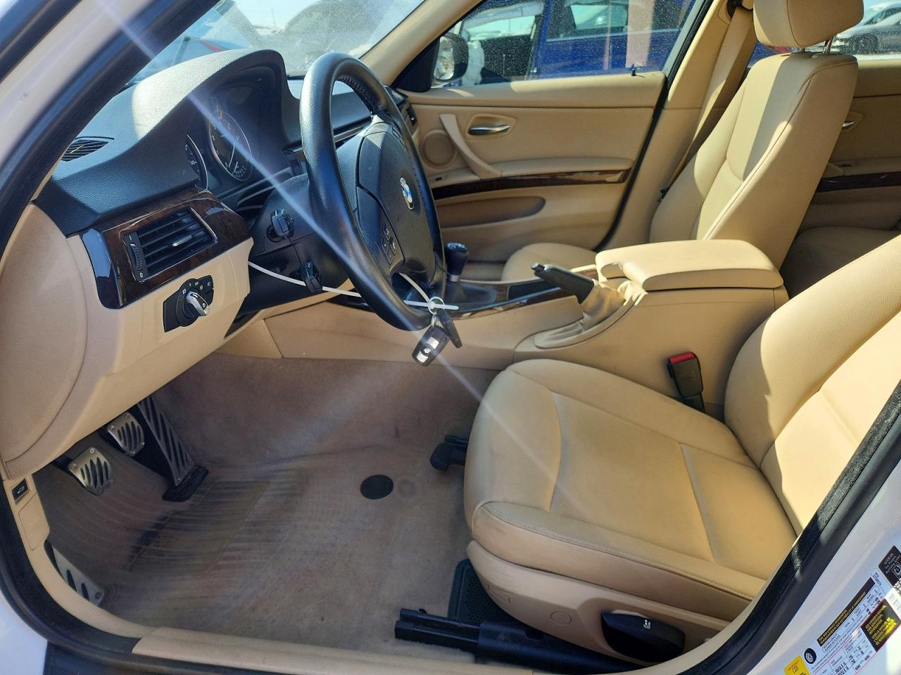 2010 BMW 328 I - Image 7