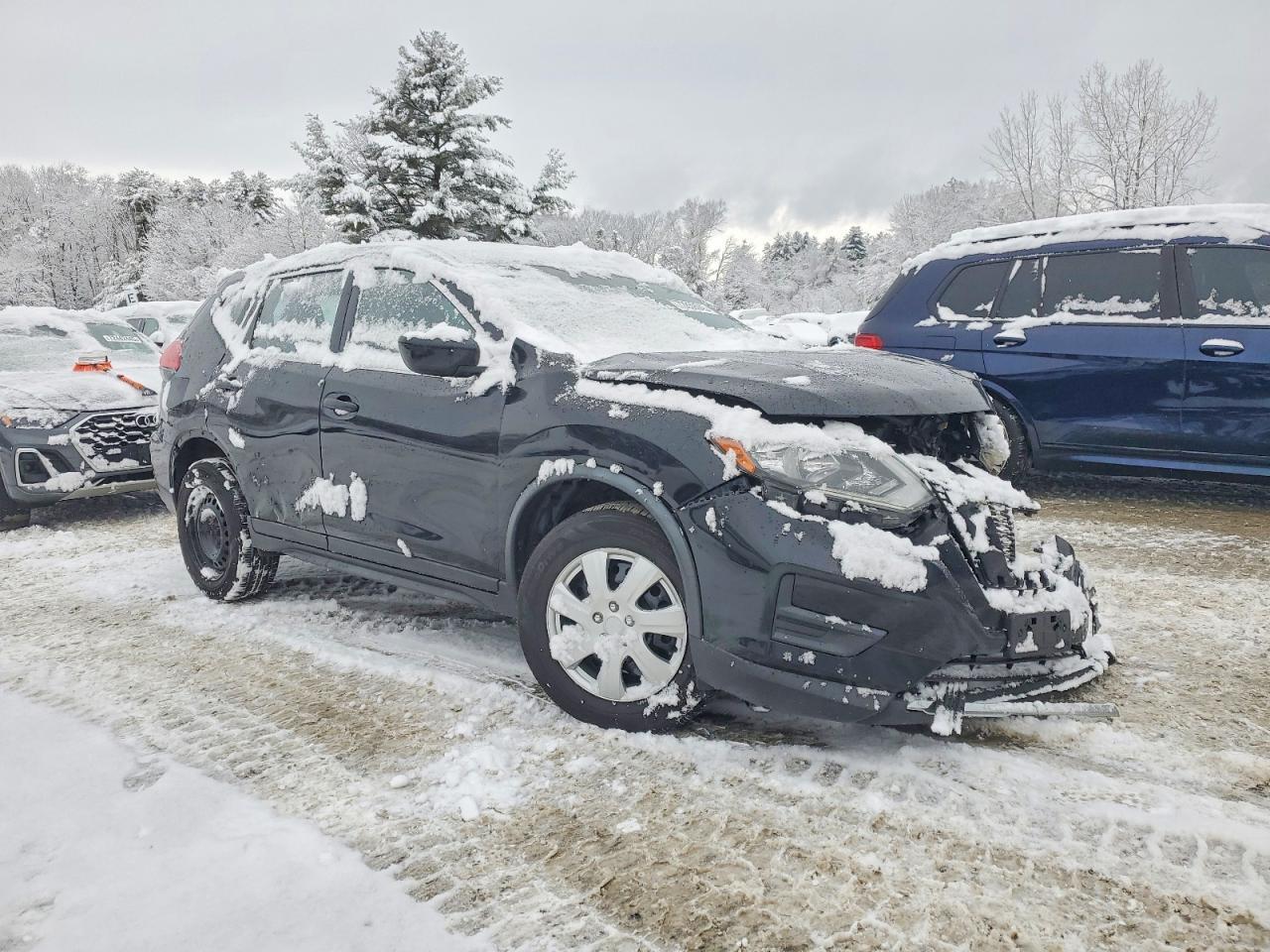 2017 Nissan Rogue S - Фото 4
