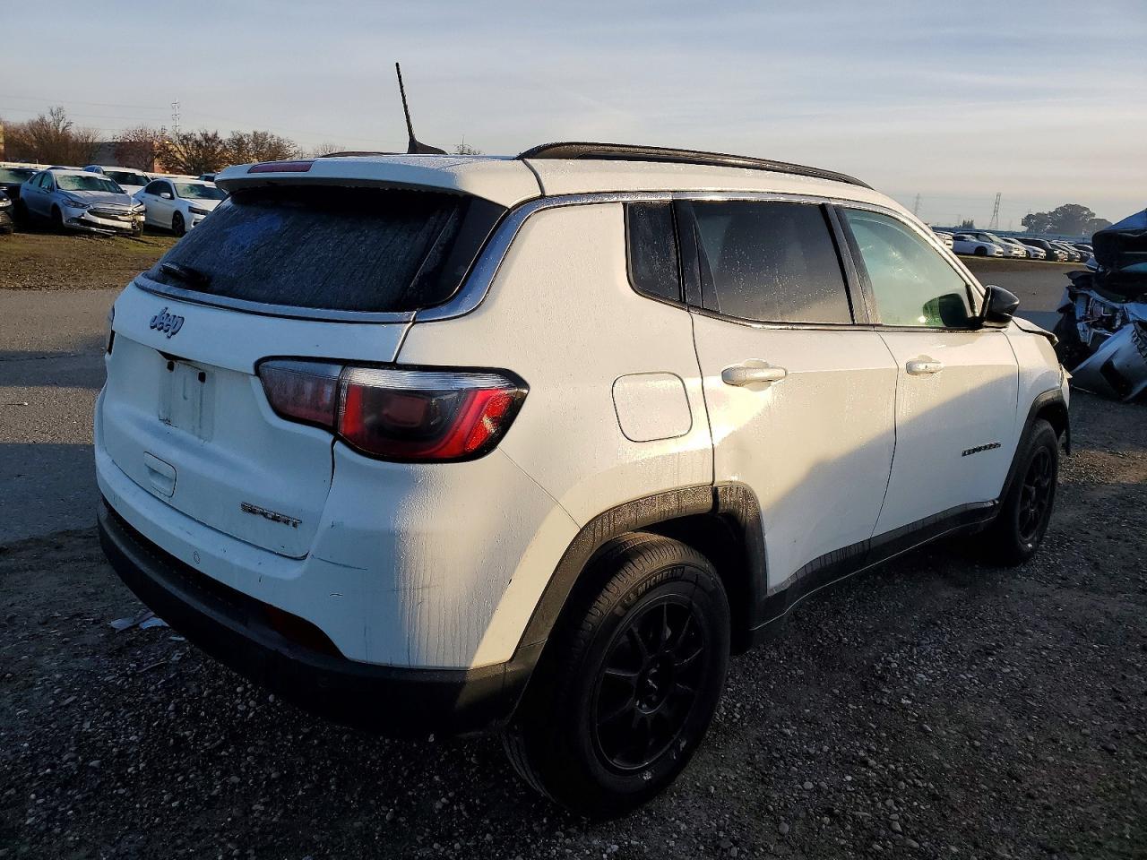 2019 Jeep Compass Sport - Фото 3