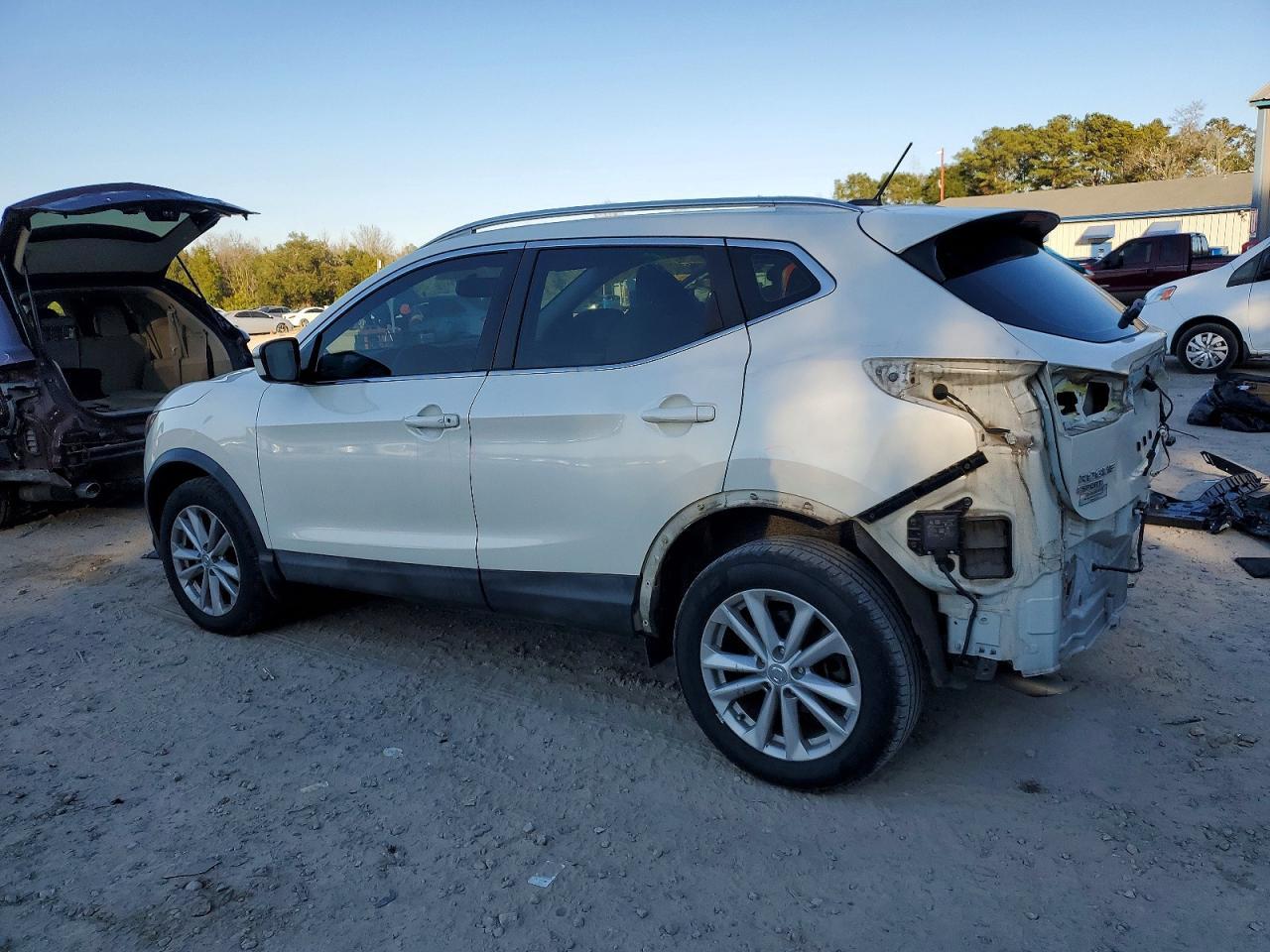 2018 Nissan Rogue Sport Sv - Фото 2