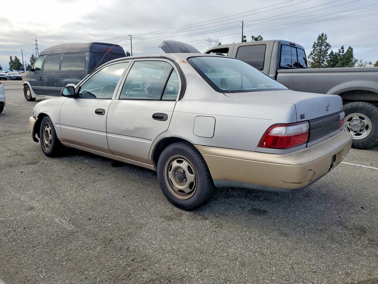 1997 Toyota Corolla Base - Фото 2