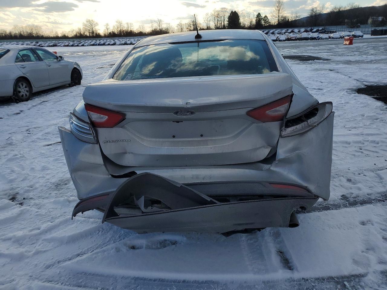 2014 Ford Fusion S - Image 6