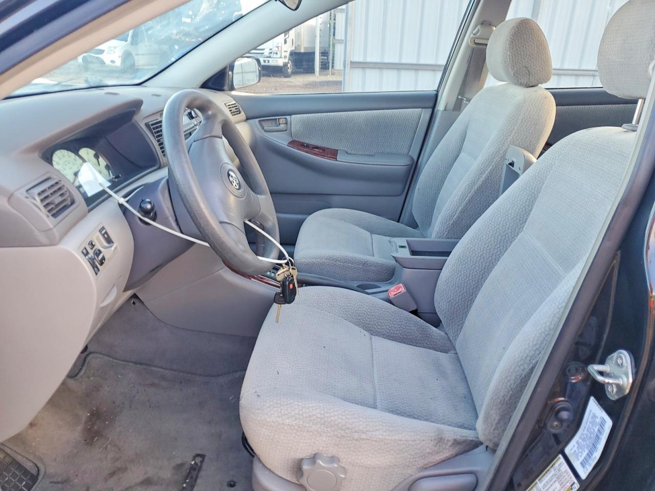 2004 Toyota Corolla Ce - Фото 7