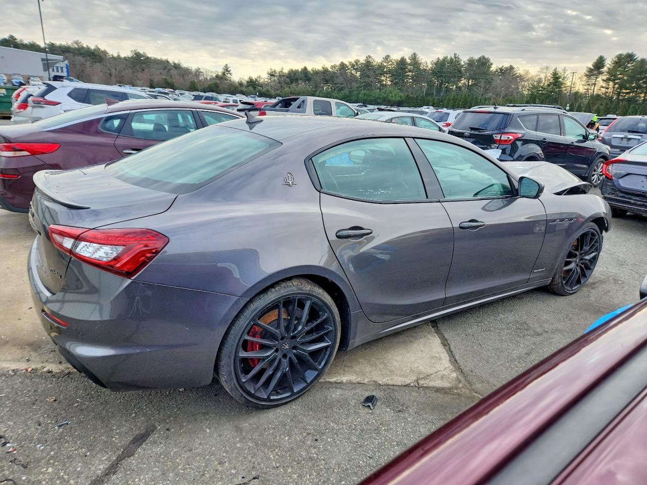 2020 Maserati Ghibli S - Фото 3