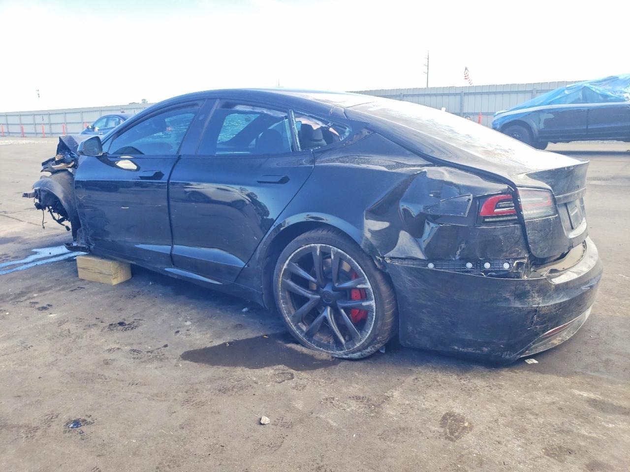 2023 Tesla Model S - Фото 2