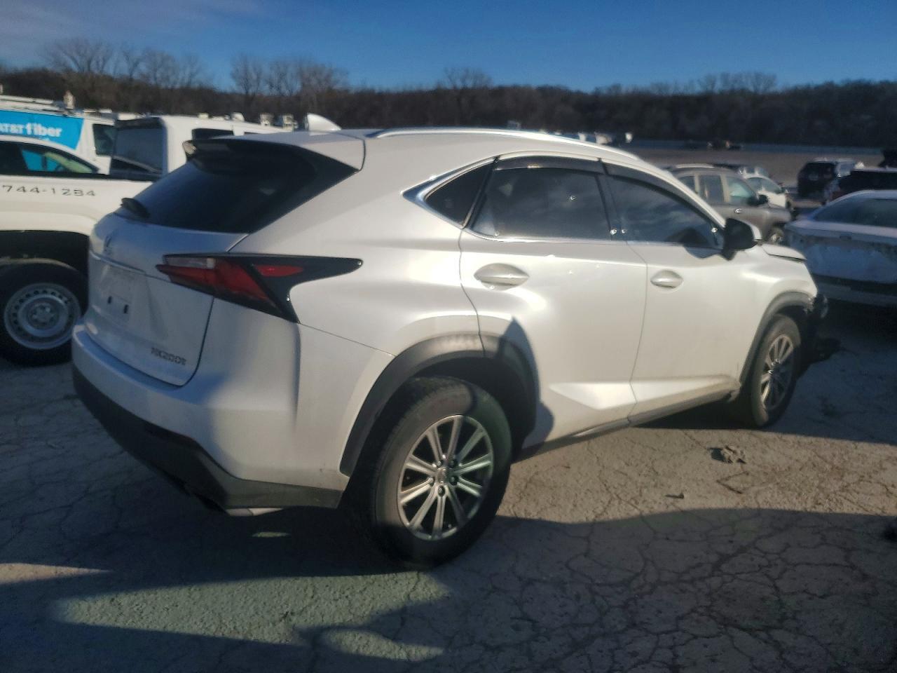 2015 Lexus Nx 200T - Image 3