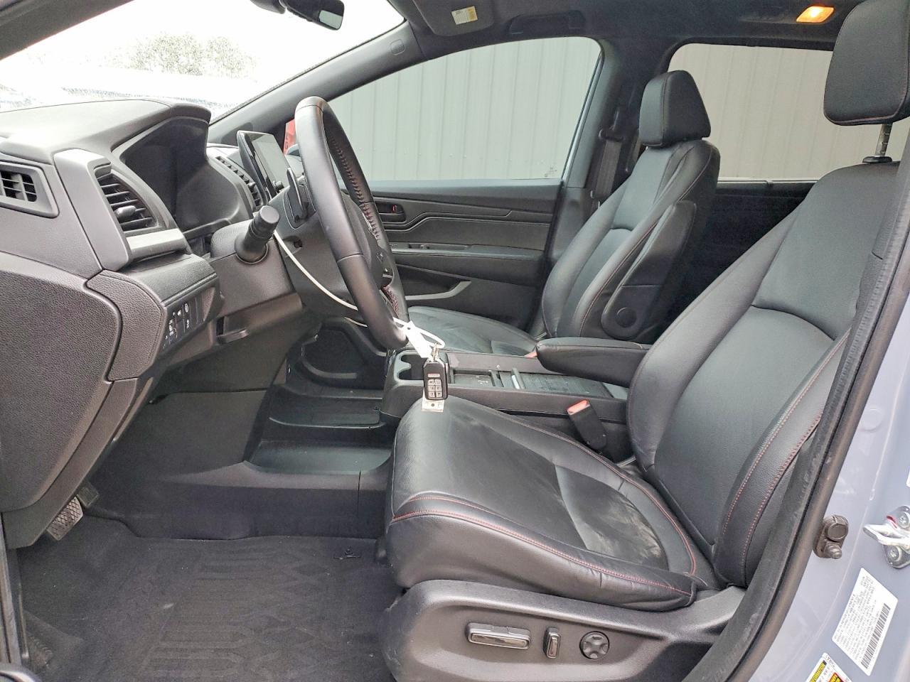 2024 Honda Odyssey Sport - Image 7