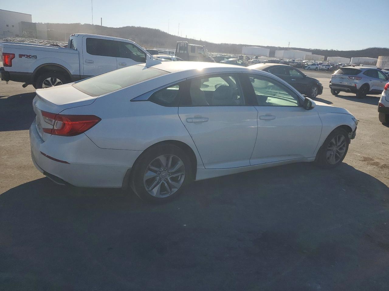 2020 Honda Accord Lx - Фото 3