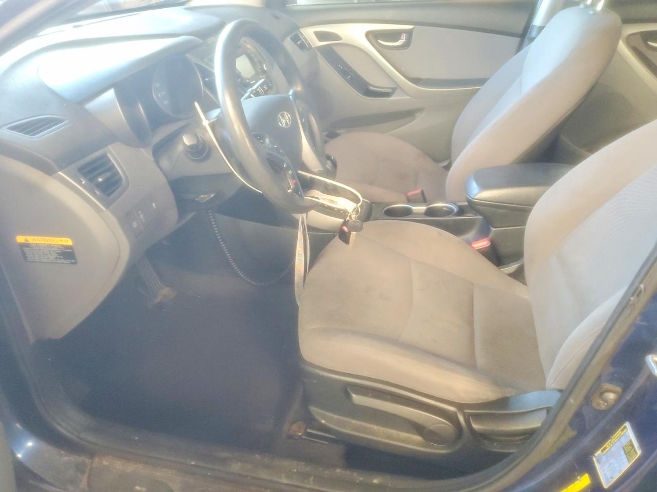 2016 Hyundai Elantra Se - Image 7