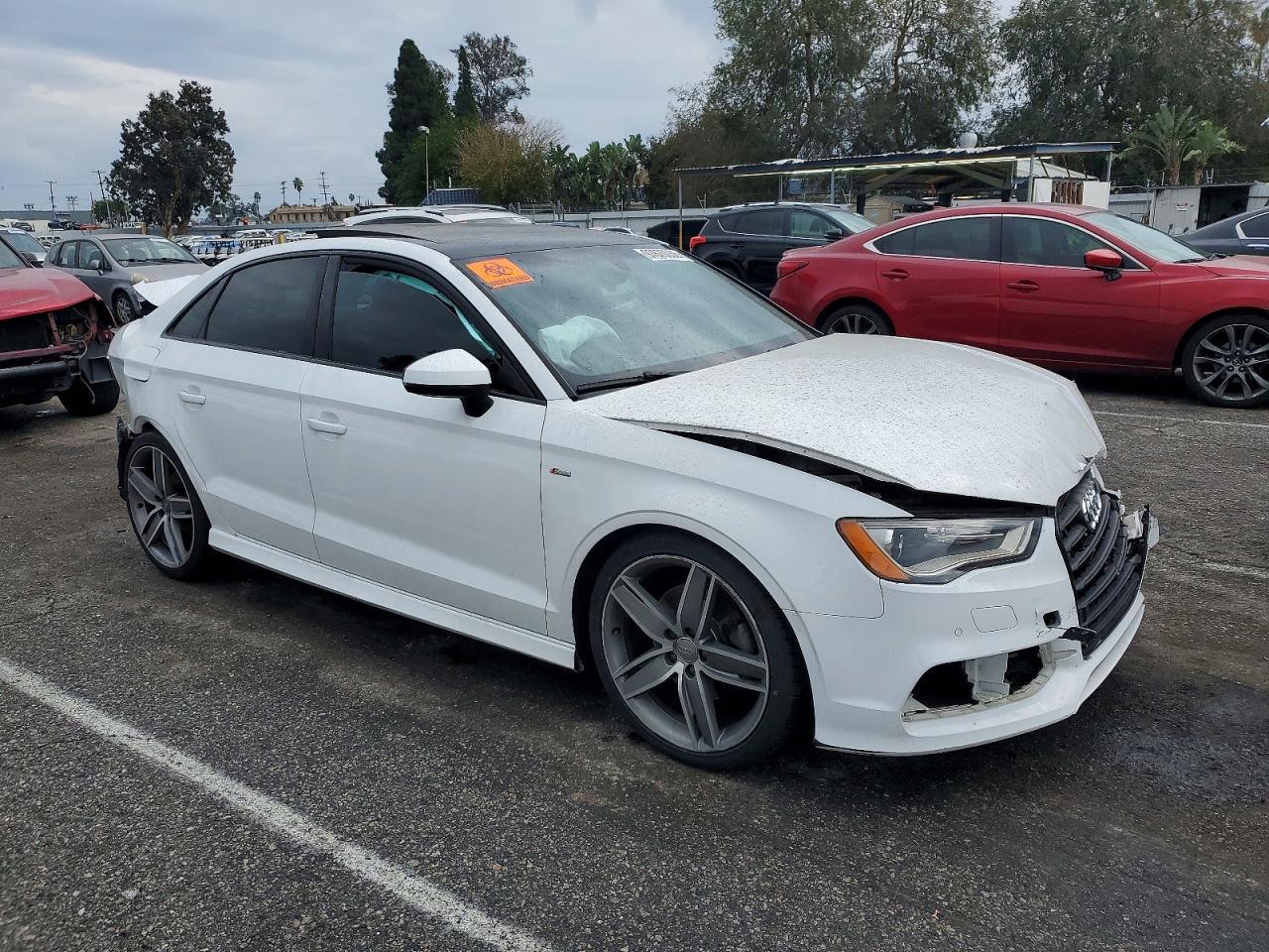 2016 Audi A3 Premium - Фото 4