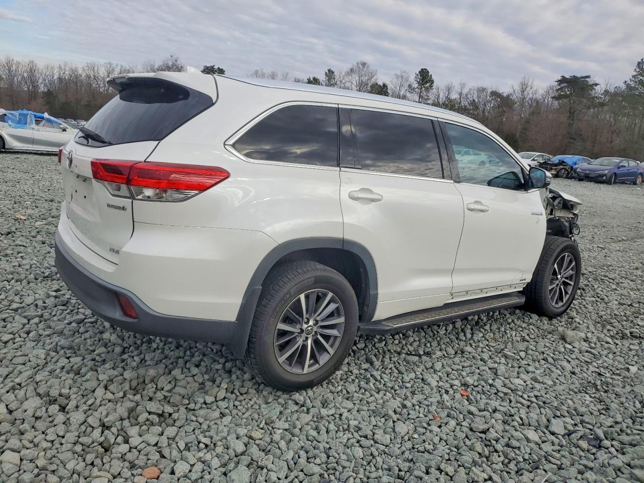 2018 Toyota Highlander Hybrid - Фото 3