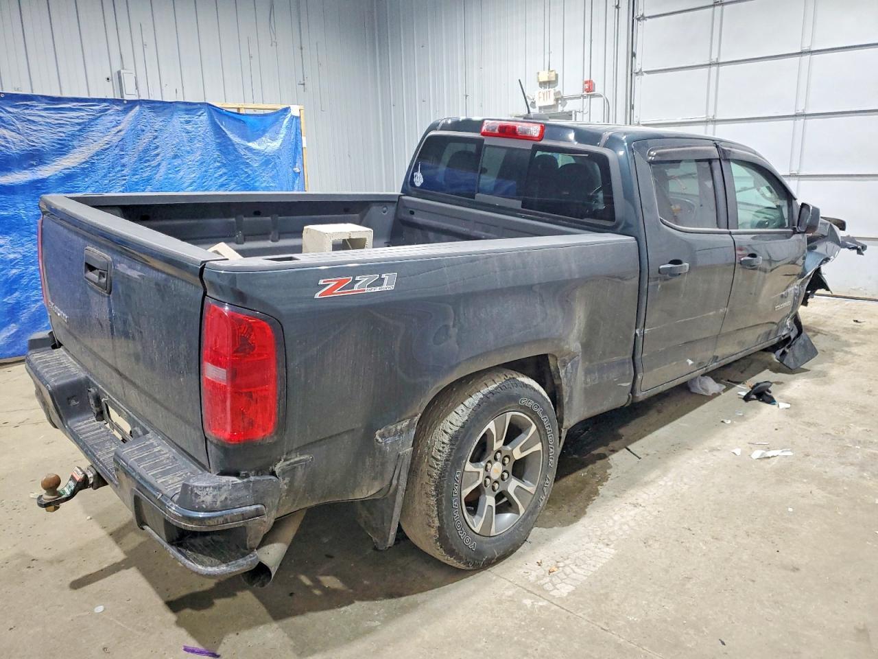 2017 Chevrolet Colorado Z71 - Image 3