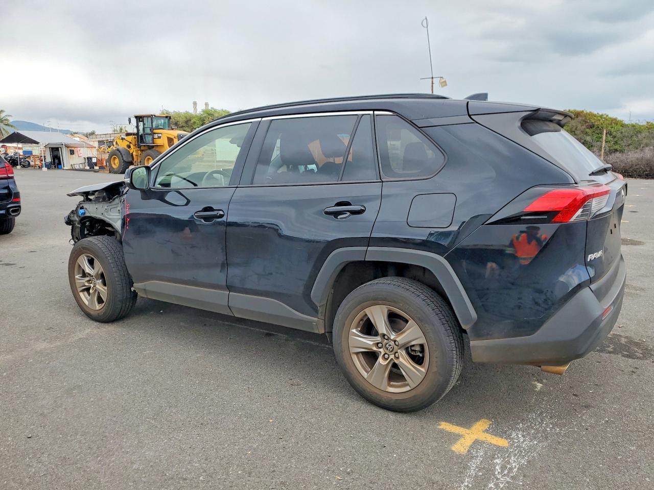 2024 Toyota Rav4 Xle - Фото 2