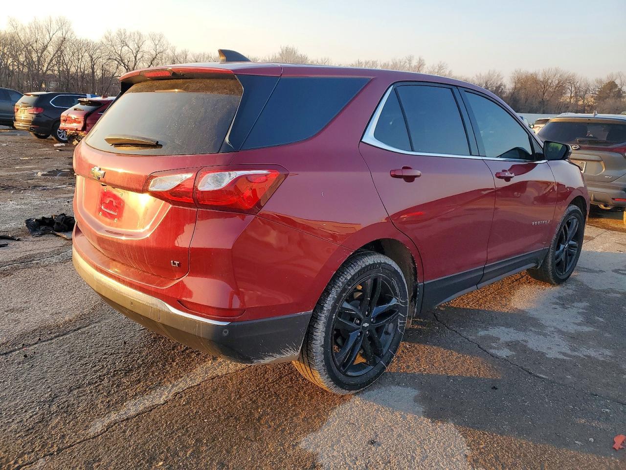 2020 Chevrolet Equinox Lt - Фото 3