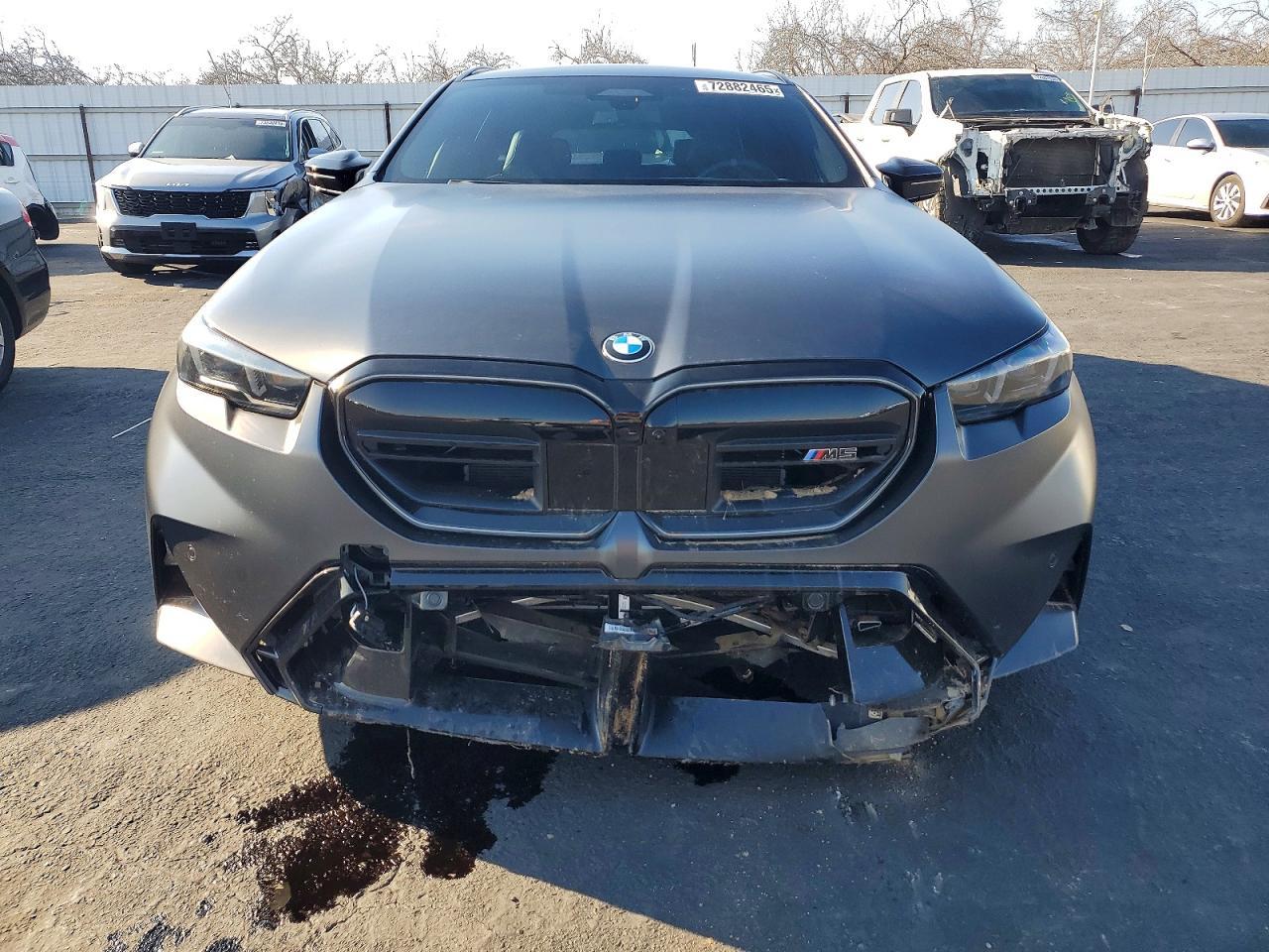 2025 BMW M5 Touring - Фото 5