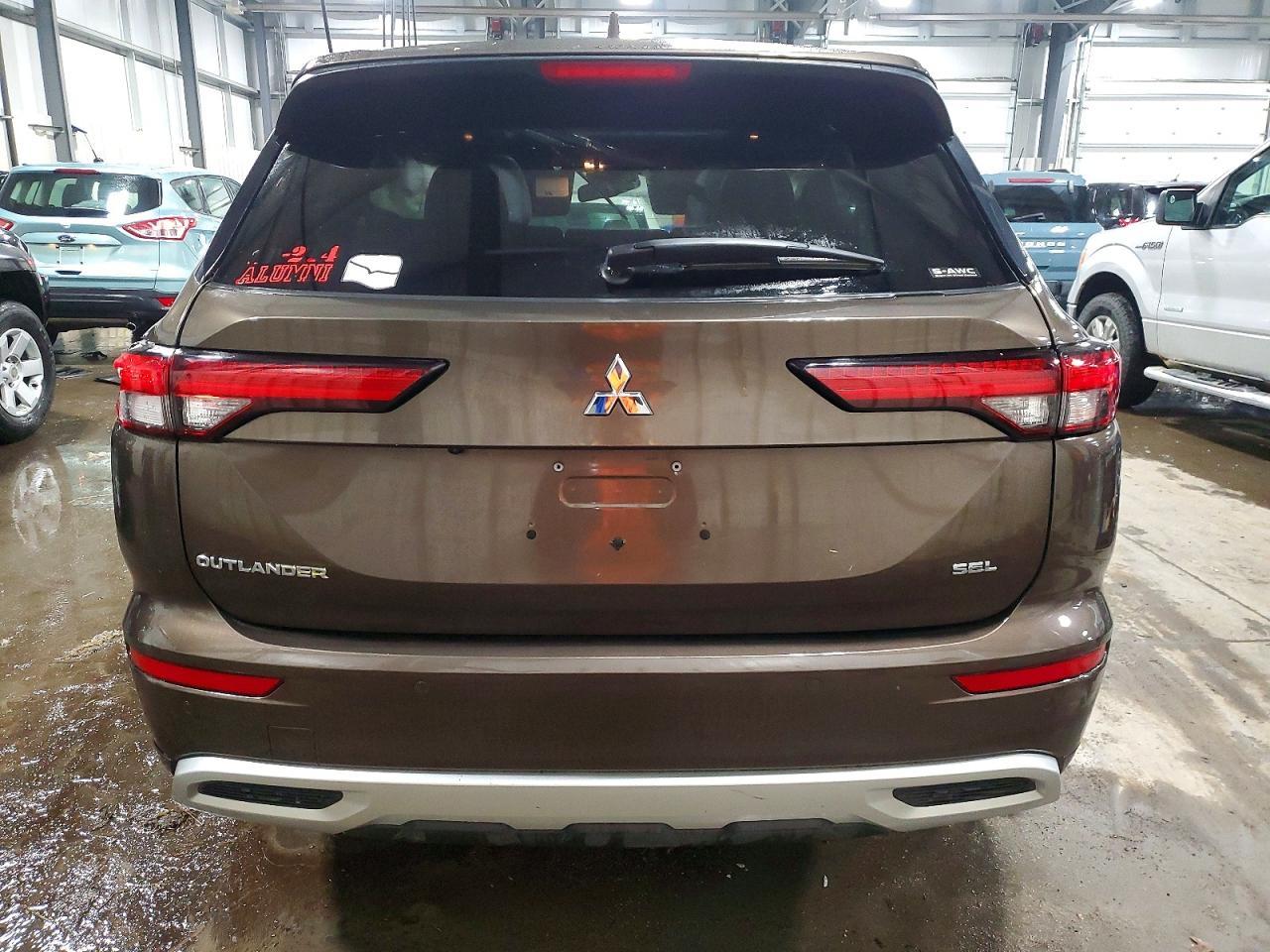 2022 Mitsubishi Outlander Sel - Фото 6