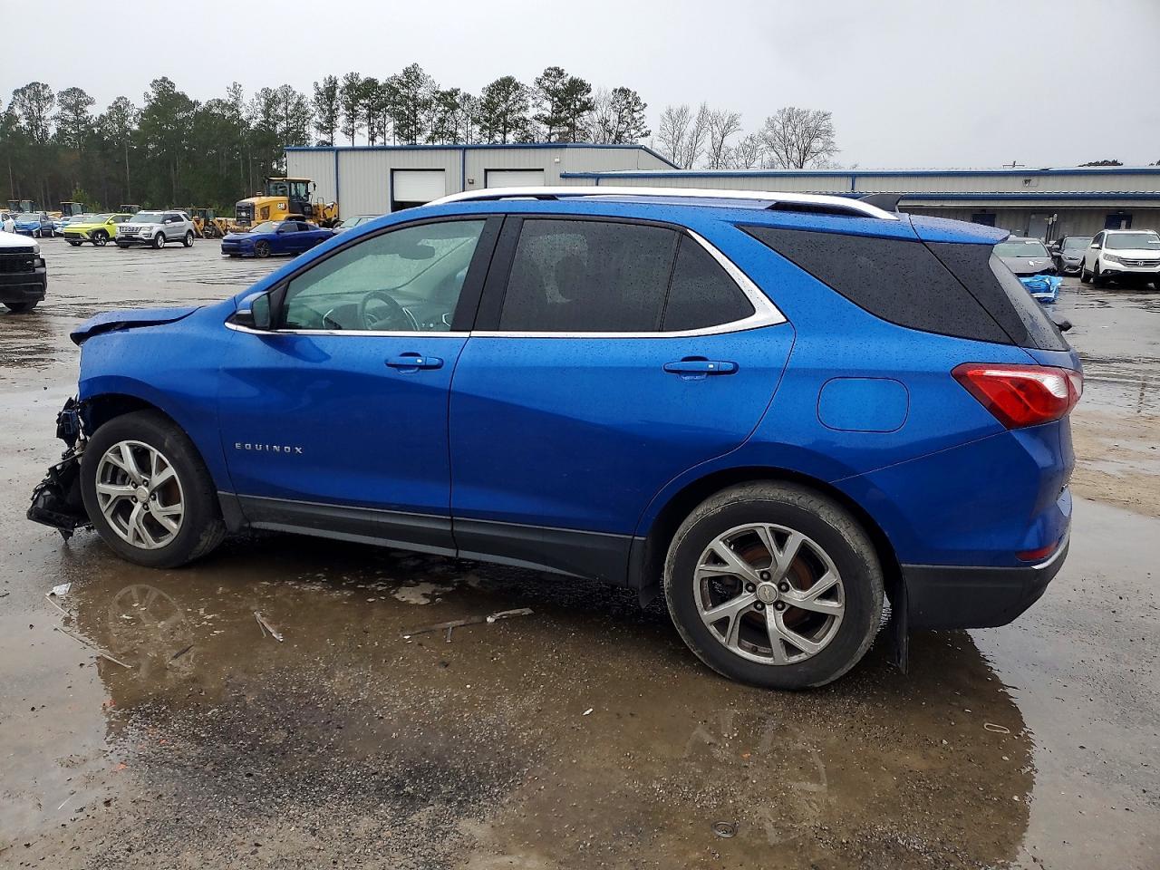 2019 Chevrolet Equinox Lt - Image 2