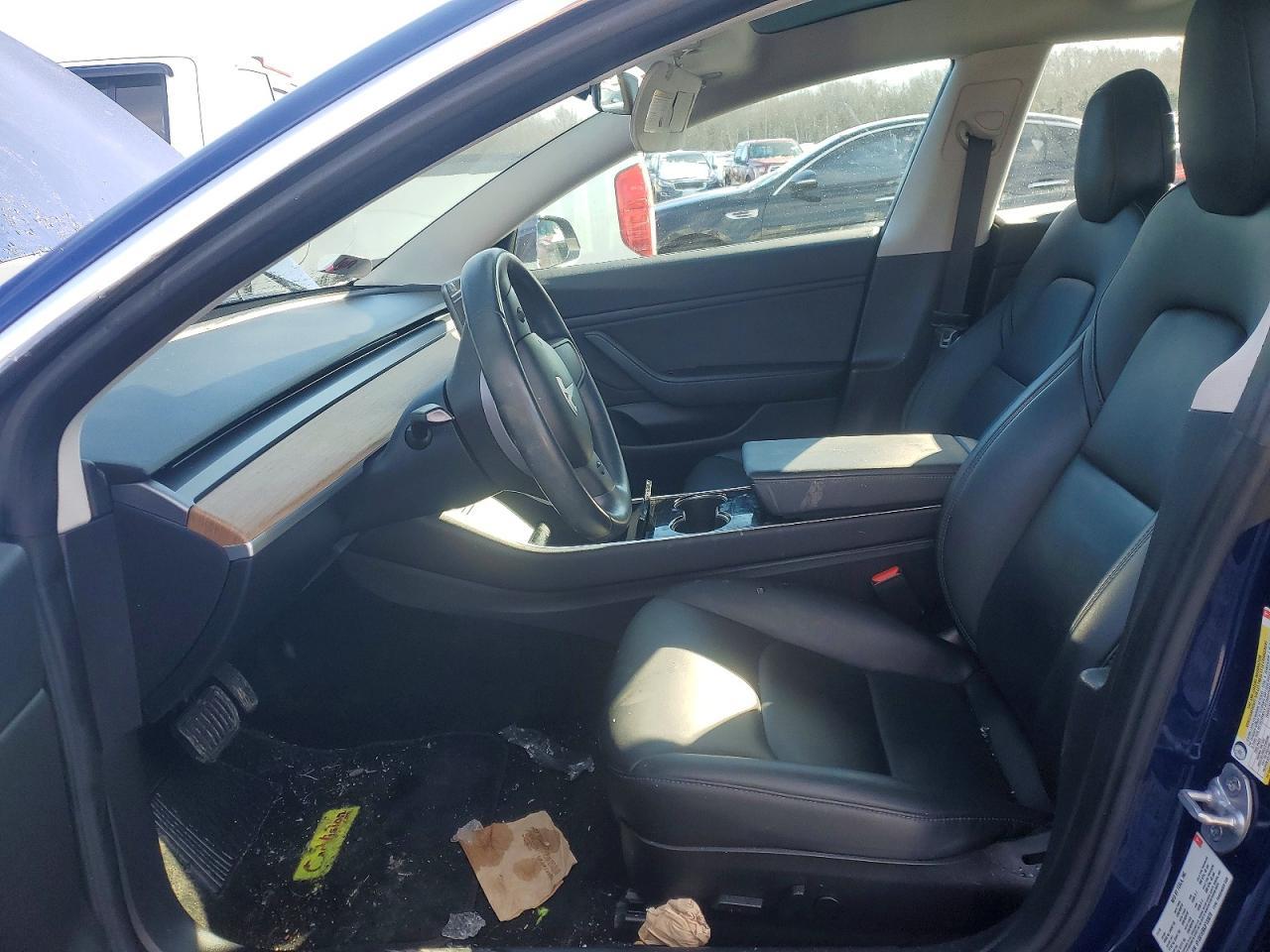 2018 Tesla Model 3 - Image 7