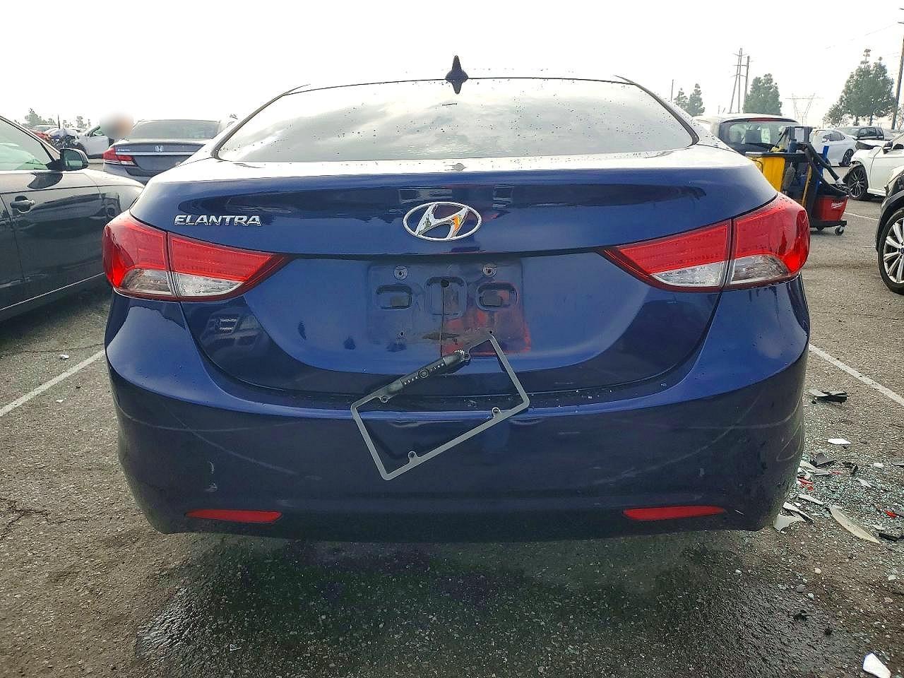 2013 Hyundai Elantra Gls - Фото 6