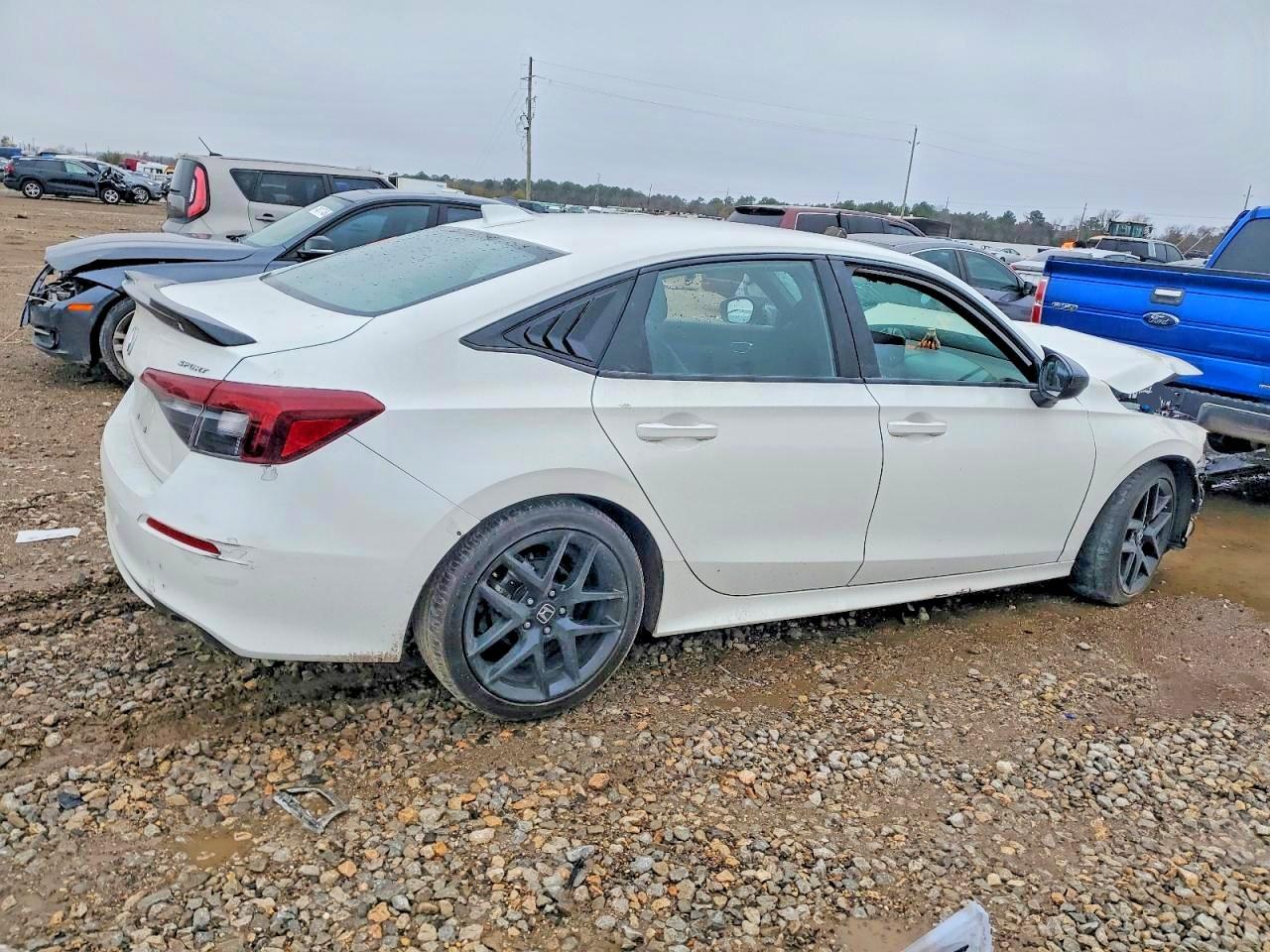 2025 Honda Civic Sport - Фото 3