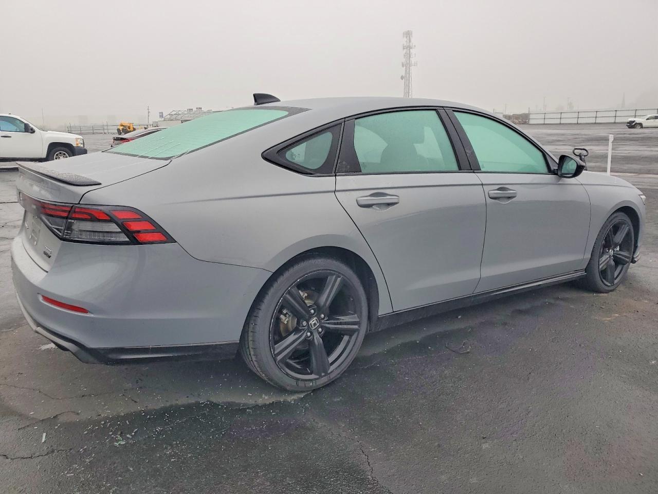 2025 Honda Accord Hybrid Sport-L - Фото 3