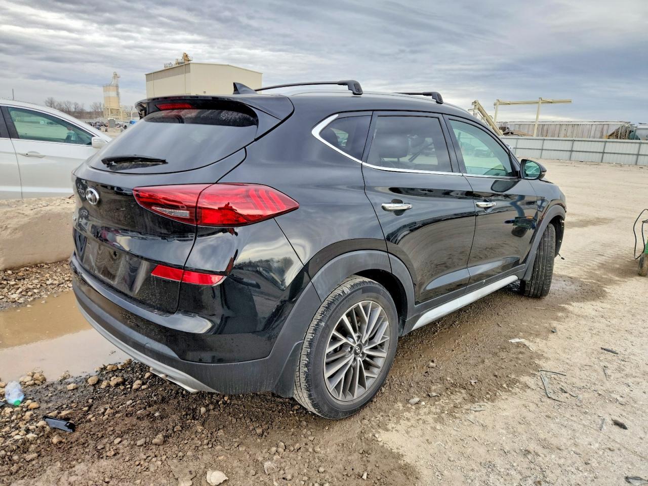 2021 Hyundai Tucson Limited - Фото 3