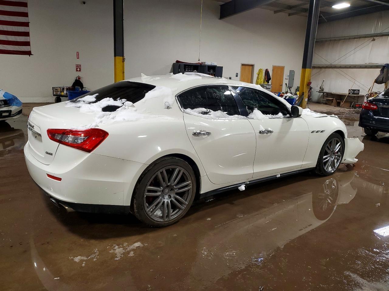 2016 Maserati Ghibli S - Image 3