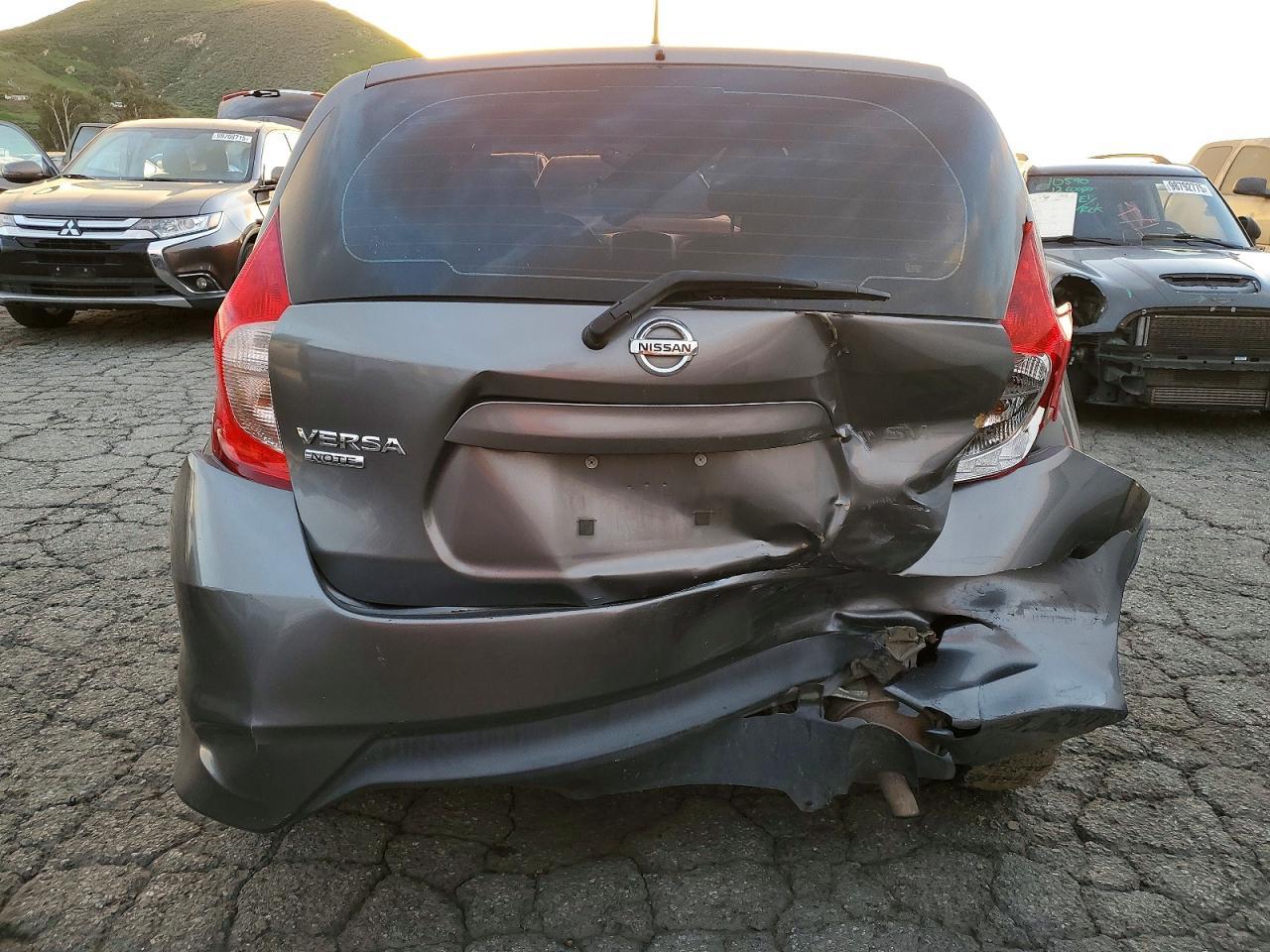 2018 Nissan Versa Note S - Фото 6