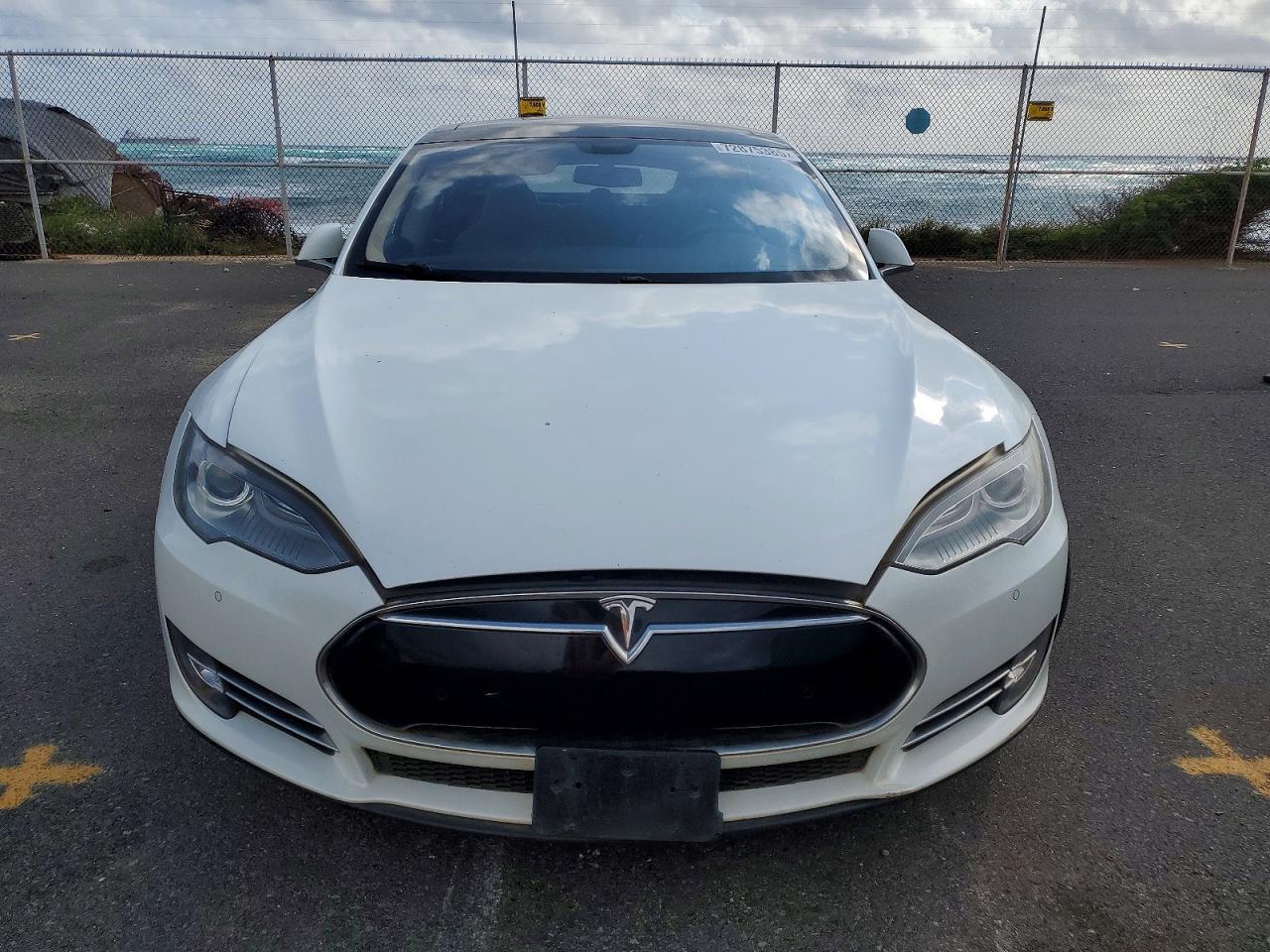 2014 Tesla Model S - Фото 5