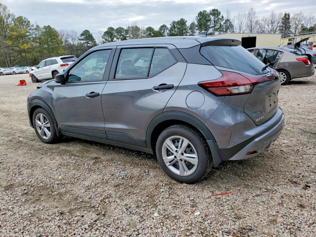 2024 Nissan Kicks S - Image 2