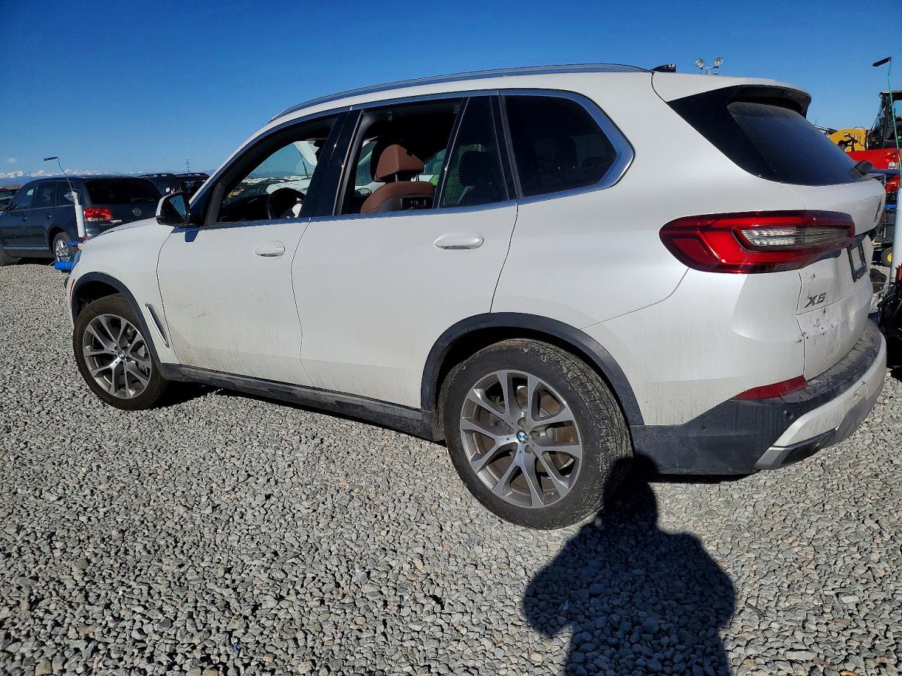 2019 BMW X5 xDrive50I - Image 2