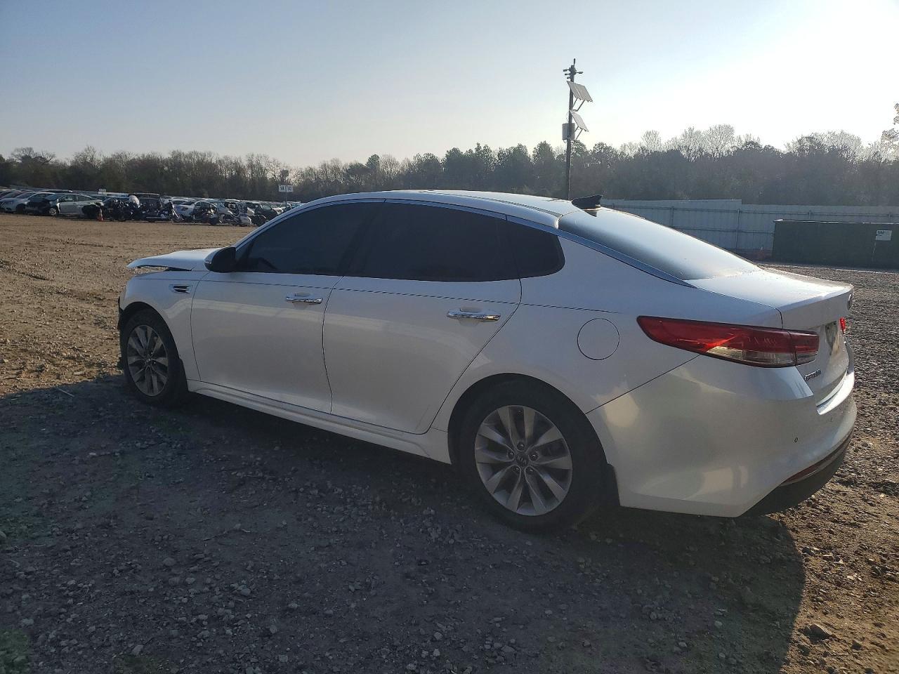 2016 Kia Optima Ex - Фото 2