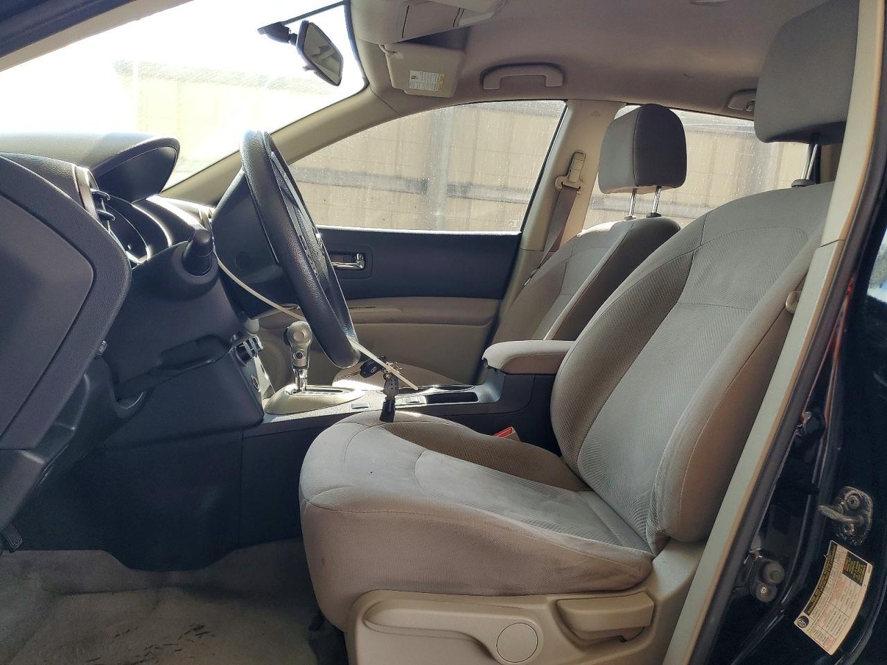 2014 Nissan Rogue Select S - Image 7