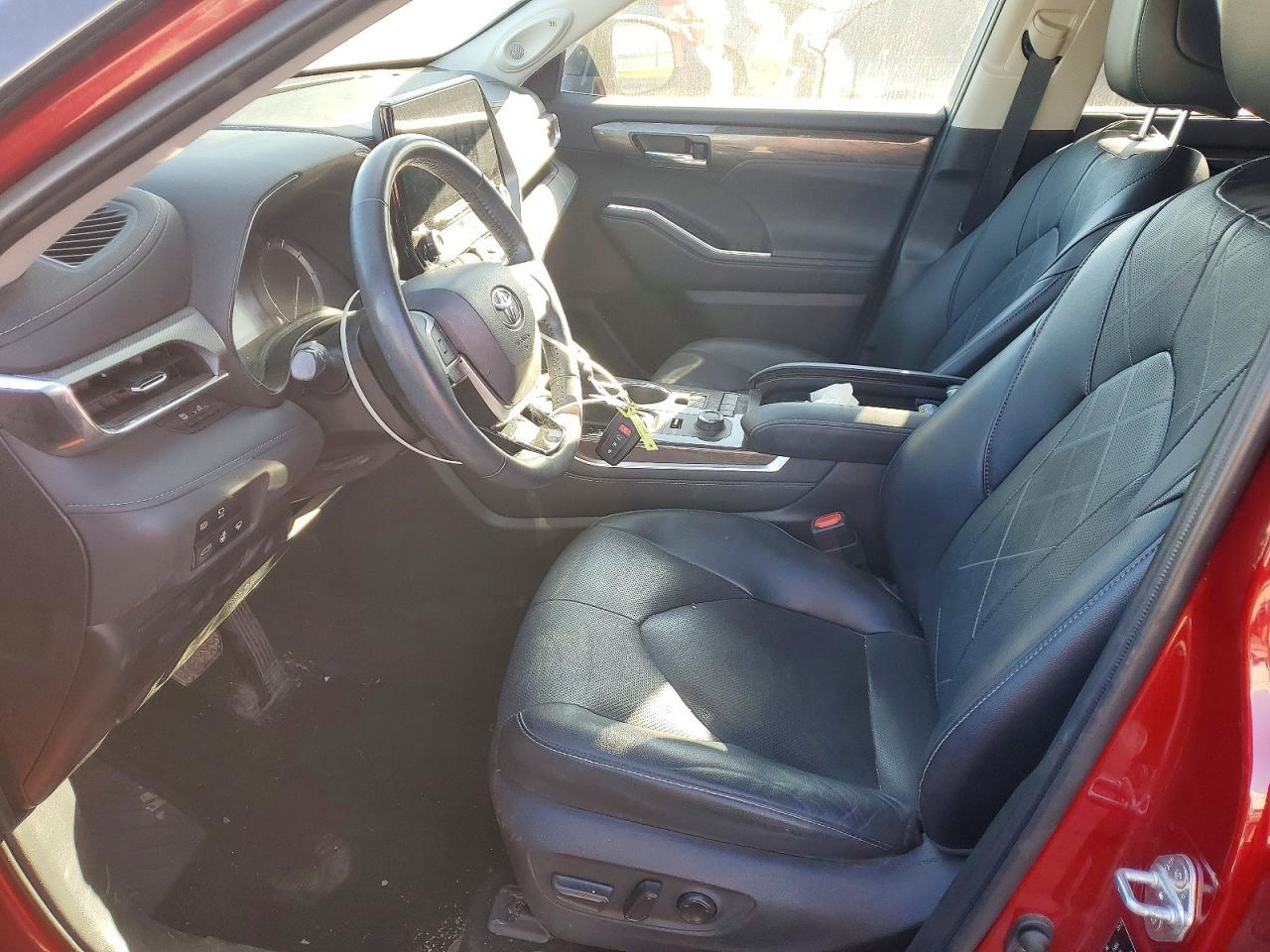 2022 Toyota Highlander Platinum - Фото 7