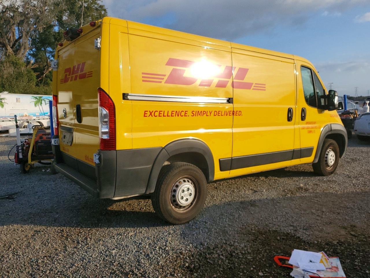 2024 Ram Promaster 1500 Delivery Van - Фото 3