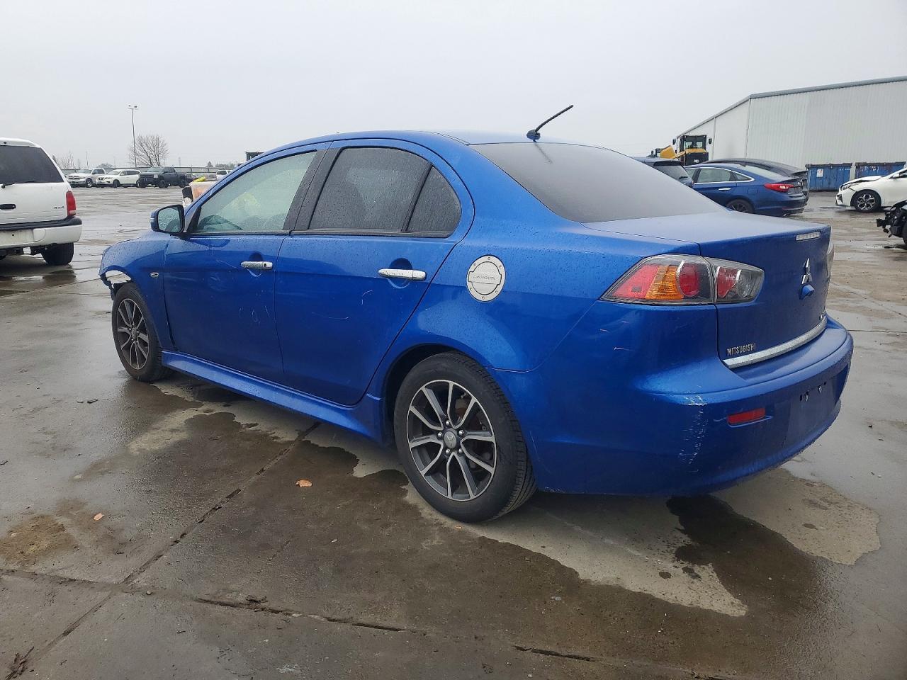 2017 Mitsubishi Lancer Es - Image 2